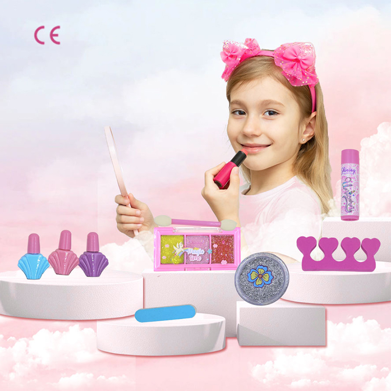 Small Round Suitcase Set